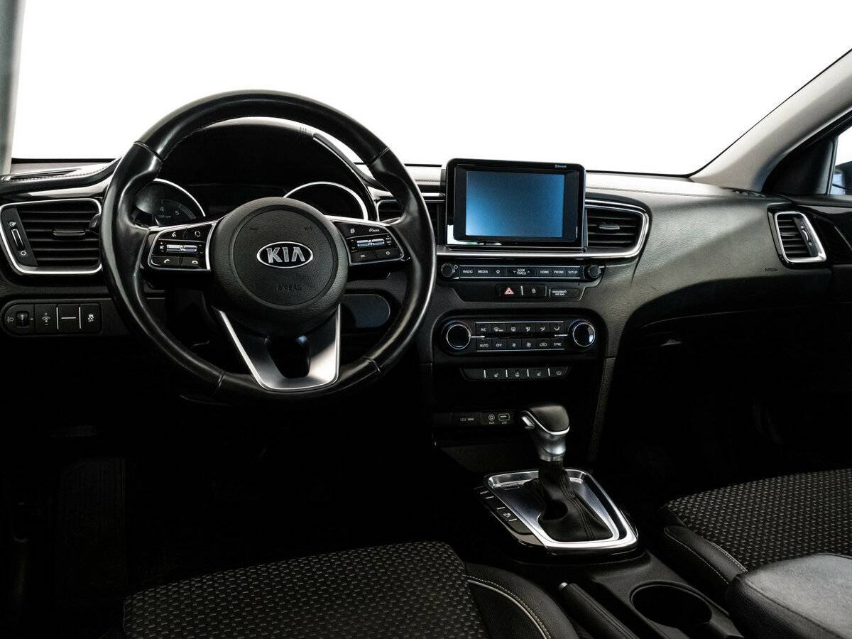 Kia Ceed, 2018 Фото №9