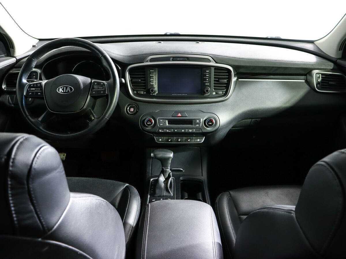 Kia Sorento, 2018 Фото №12