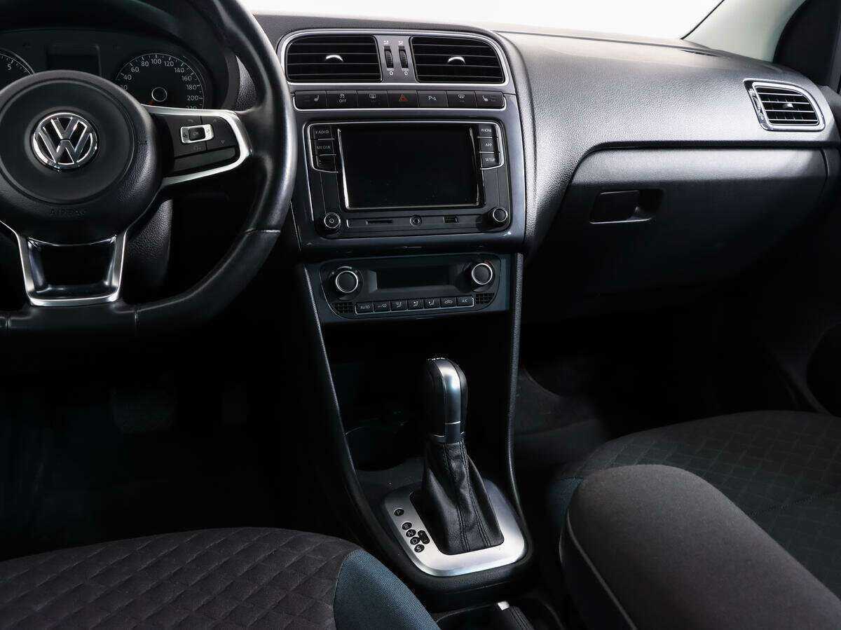Volkswagen Polo, 2019 Фото №9