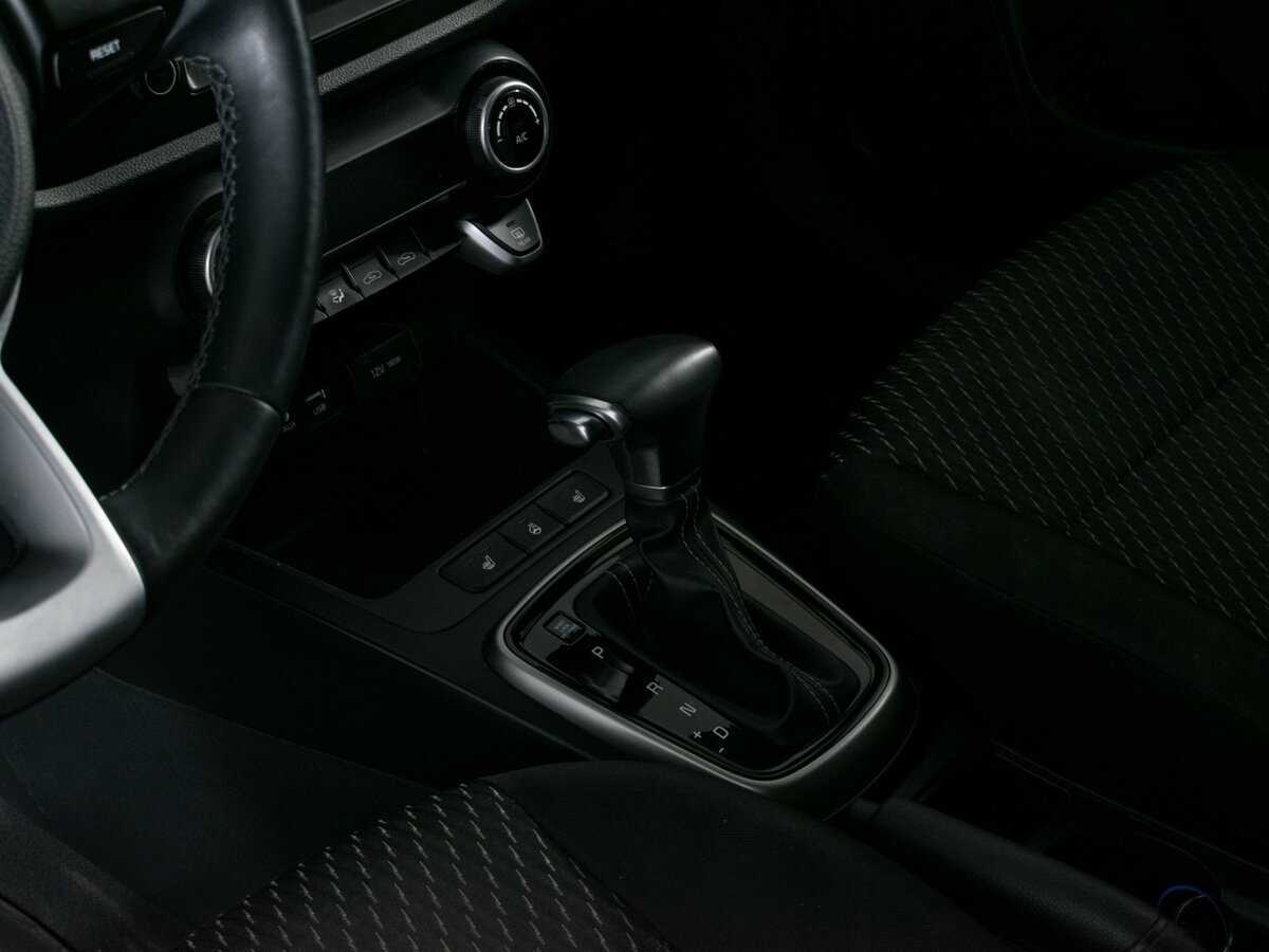 Kia Rio X-Line, 2018 Фото №13