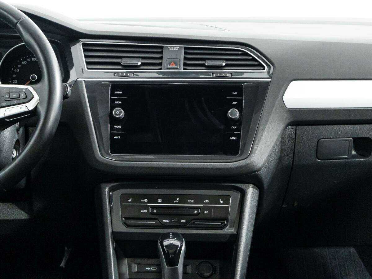 Volkswagen Tiguan, 2021 Фото №14