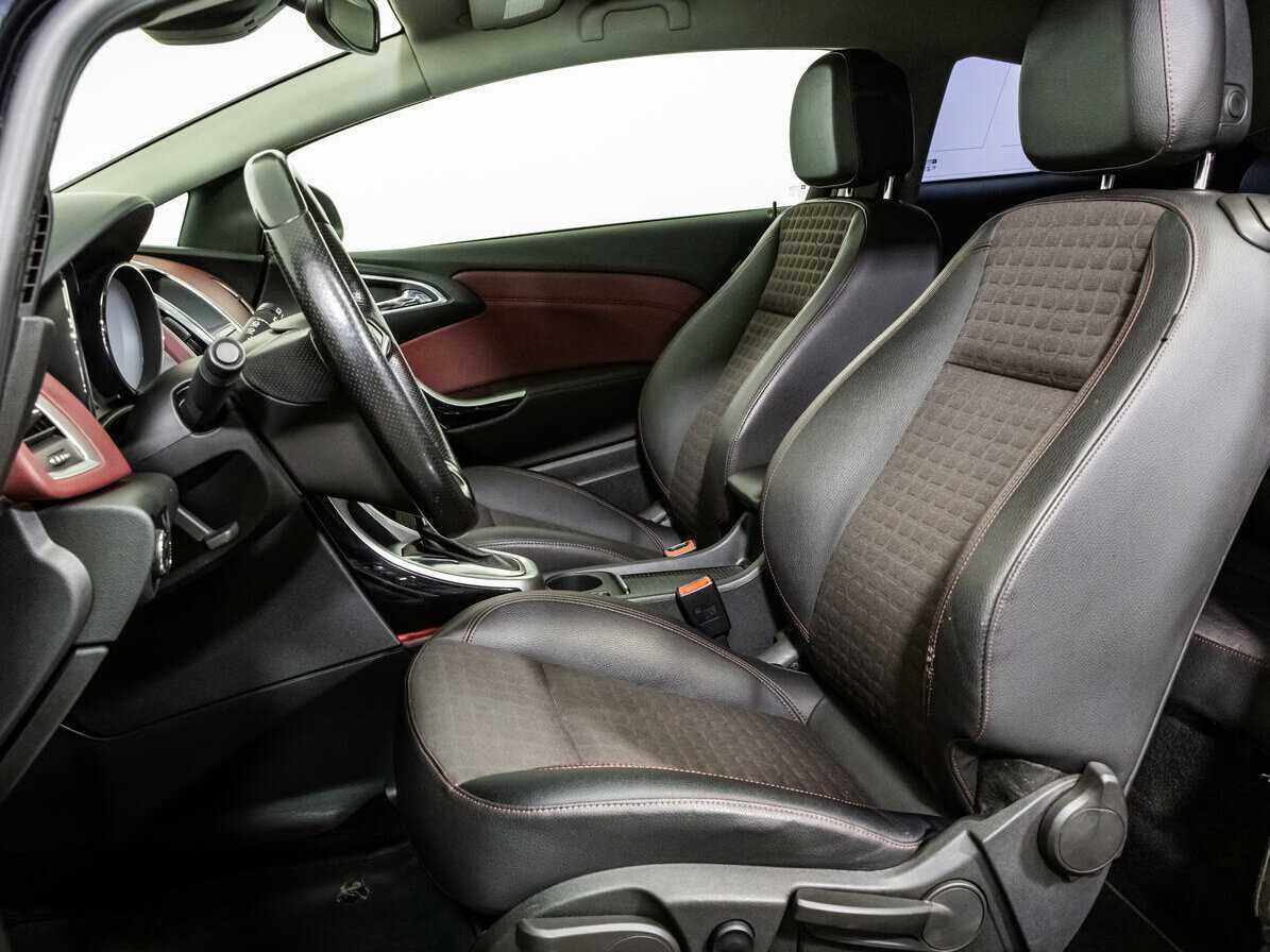 Opel Astra GTC, 2013 Фото №12