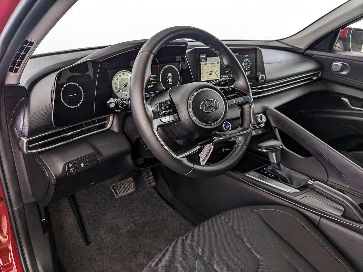 Hyundai Elantra, 2021 Фото №12