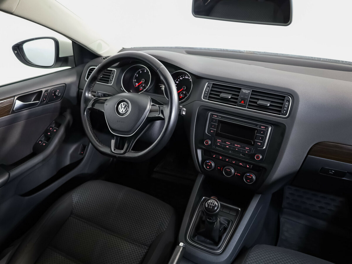 Volkswagen Jetta VI Рестайлинг, 2015 Фото №7