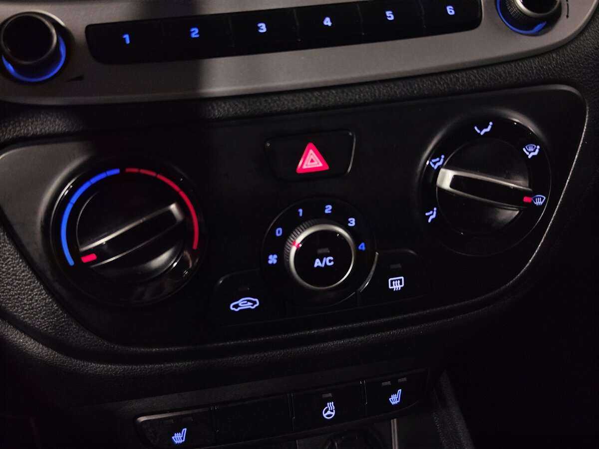 Hyundai Solaris, 2018 Фото №12