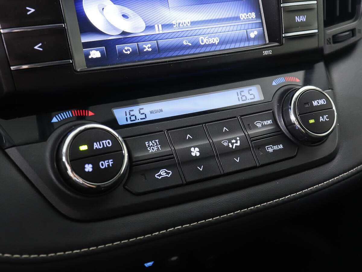 Toyota RAV4, 2016 Фото №16