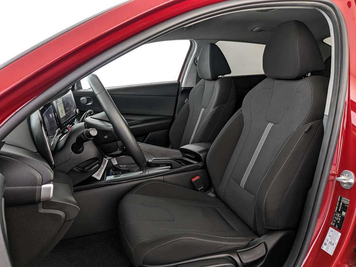 Hyundai Elantra, 2021 Фото №16