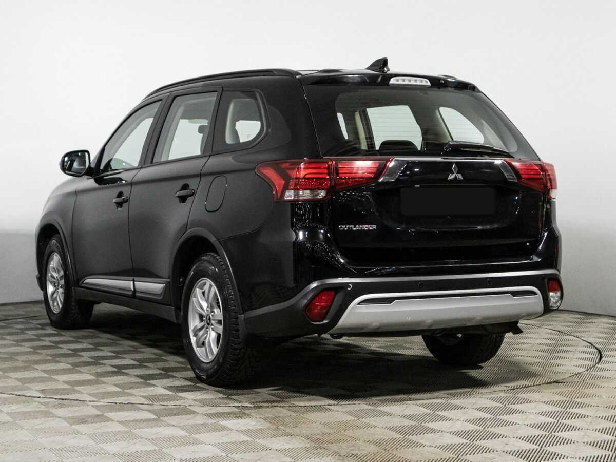 Mitsubishi Outlander, 2021 Фото №6