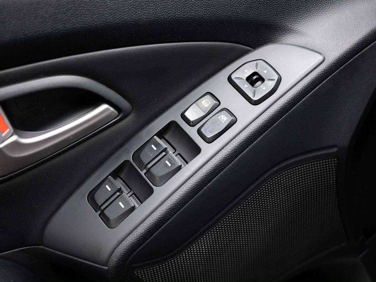 Hyundai ix35, 2013 Фото №15