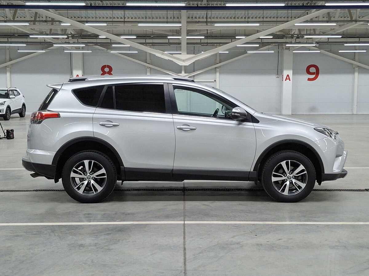 Toyota RAV4 IV (XA40) Рестайлинг, 2019 Фото №4