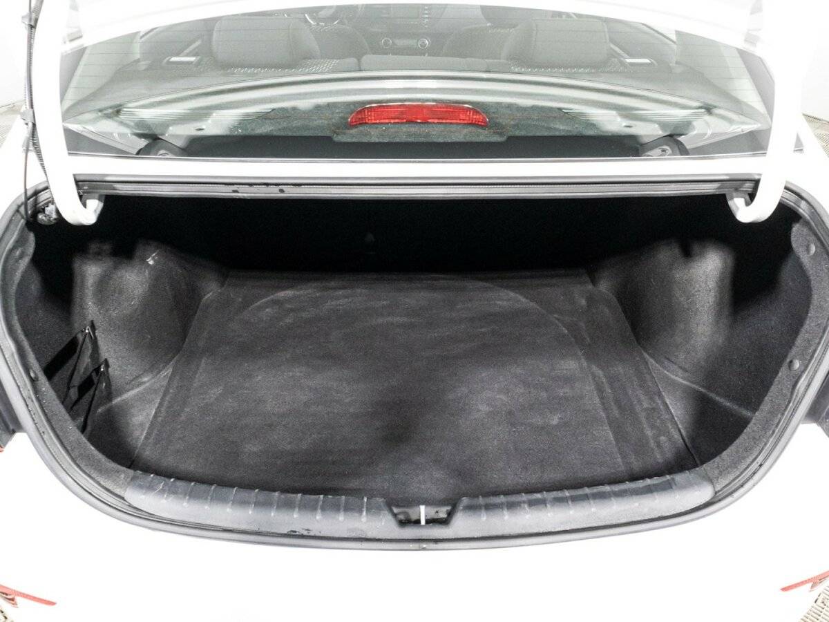 Kia Rio, 2018 Фото №15