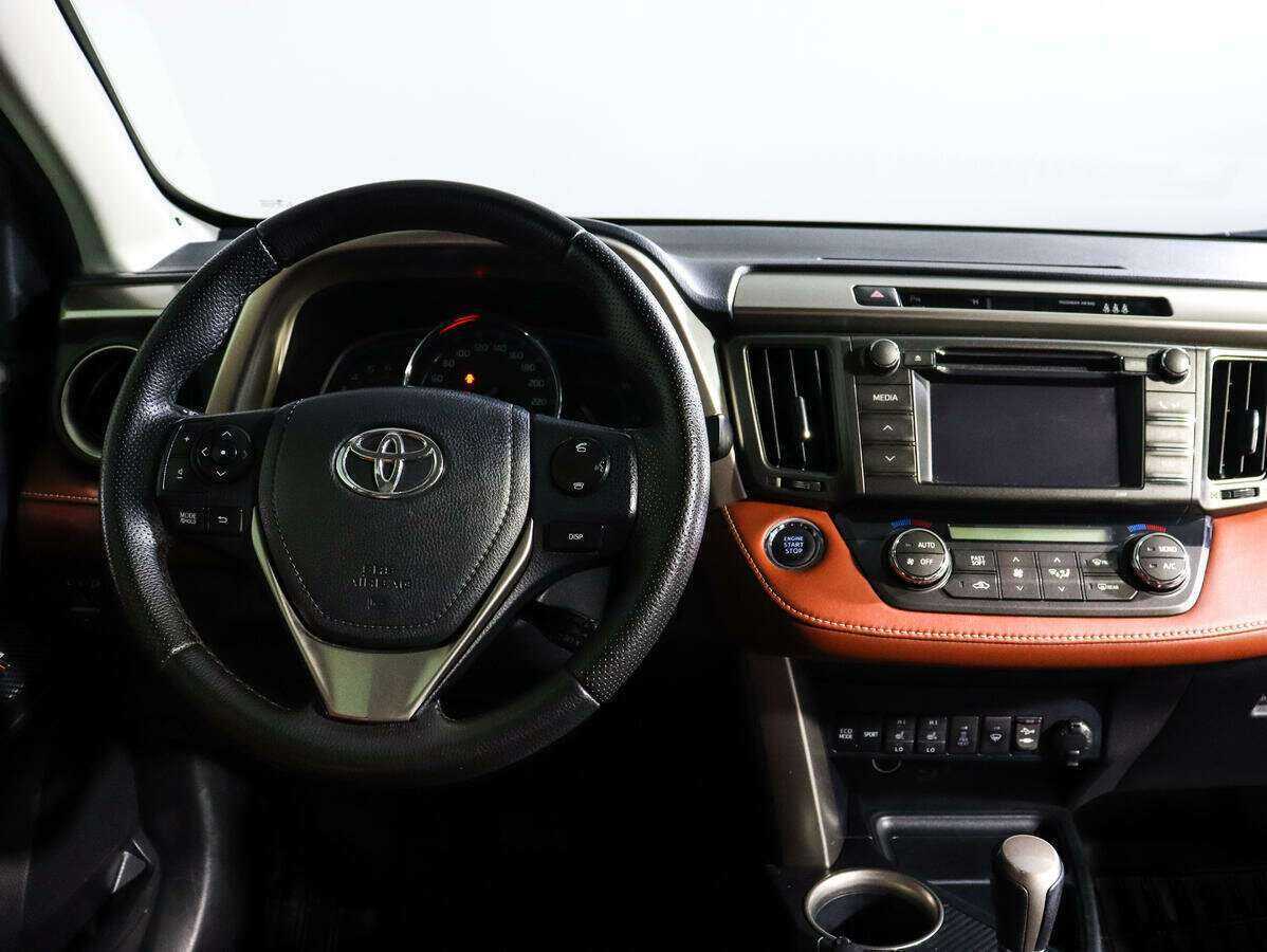 Toyota RAV4, 2013 Фото №10