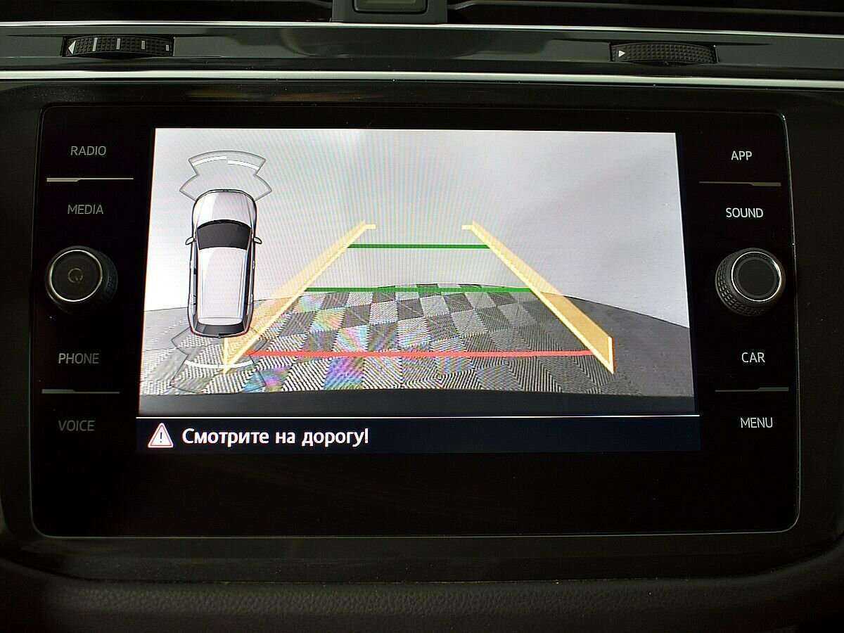 Volkswagen Tiguan, 2020 Фото №12