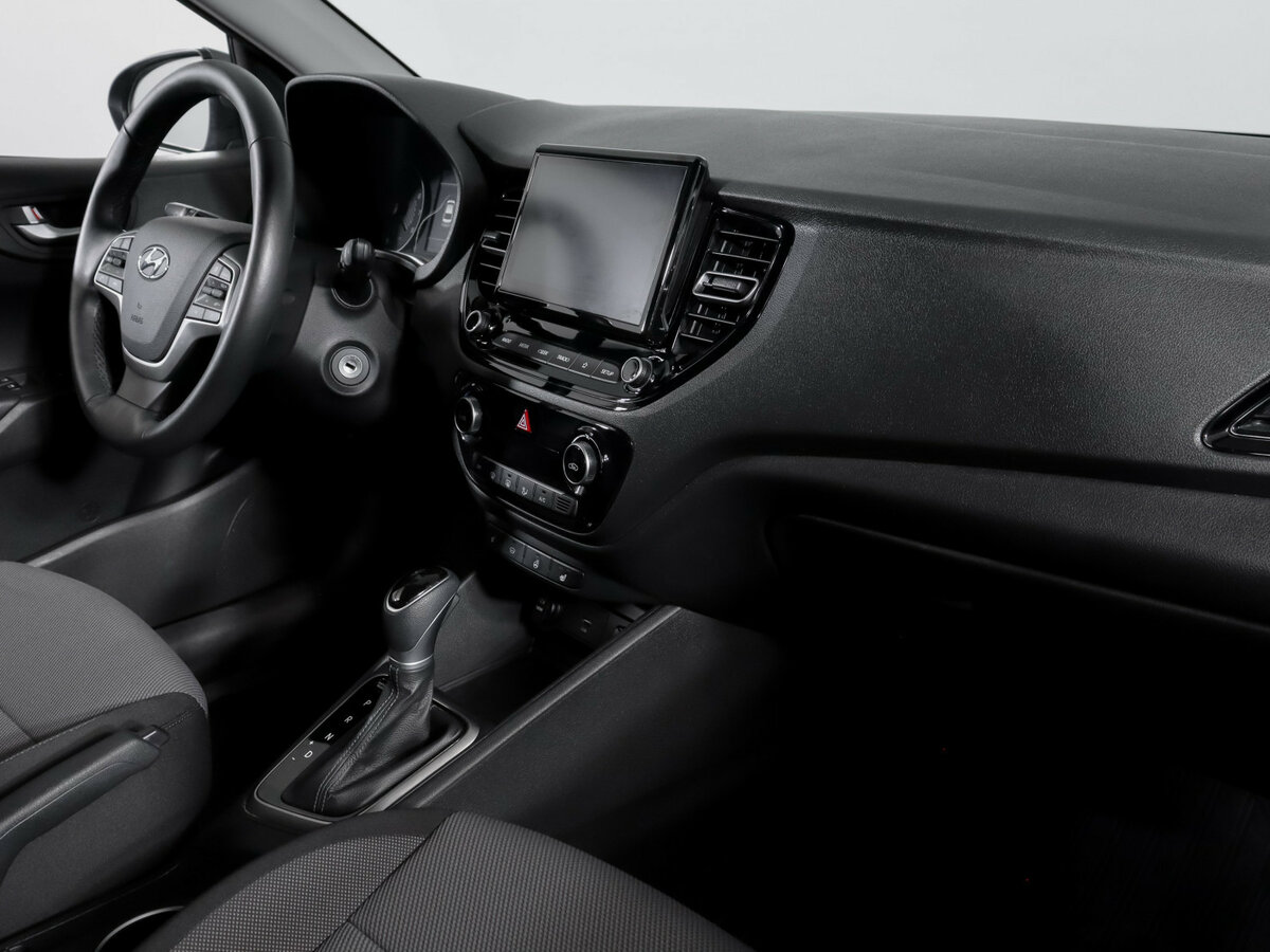 Hyundai Solaris II Рестайлинг, 2021 Фото №7