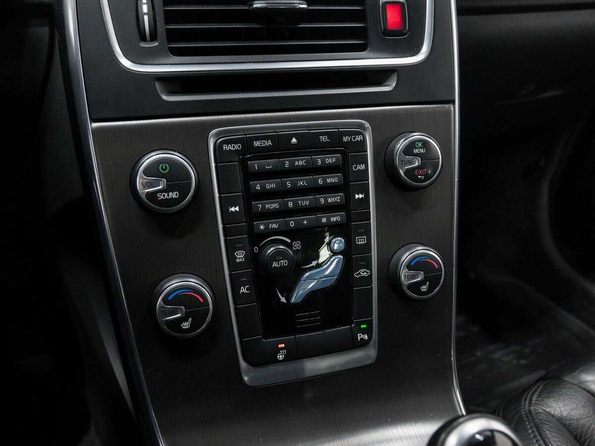 Volvo S60, 2013 Фото №20