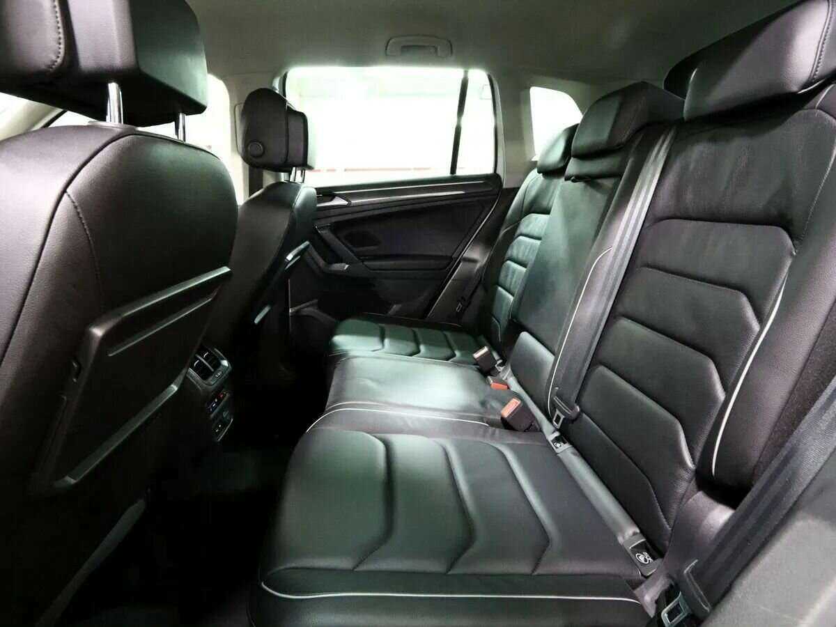 Volkswagen Tiguan, 2020 Фото №13