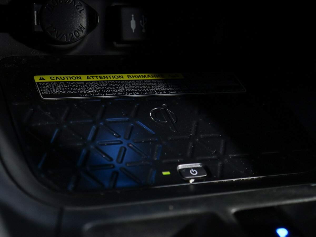 Toyota RAV4, 2020 Фото №19