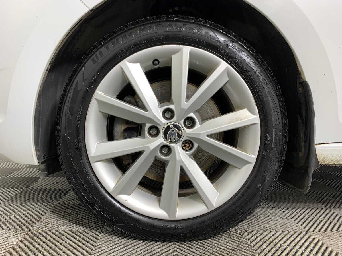 Skoda Rapid, 2015 Фото №9