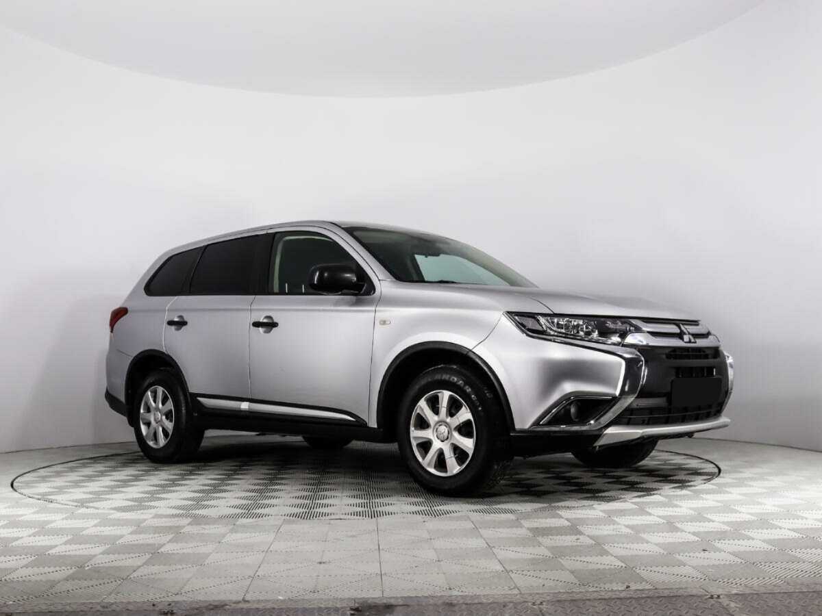 Mitsubishi Outlander, 2018 Фото №3