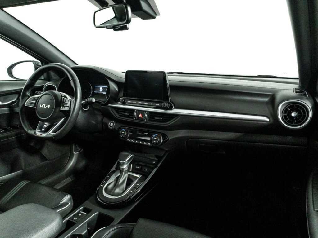 Kia Cerato, 2022 Фото №10
