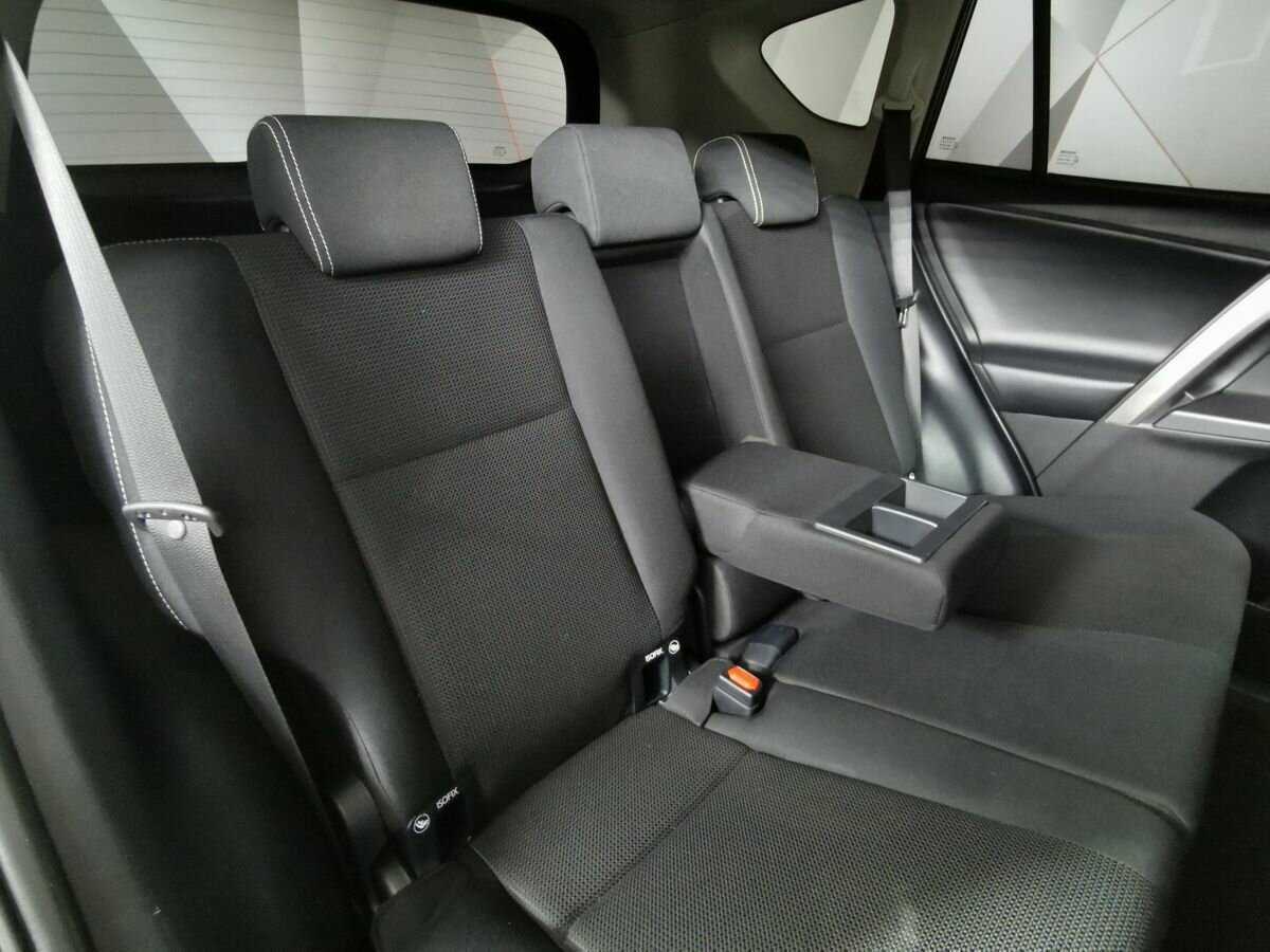 Toyota RAV4, 2018 Фото №12