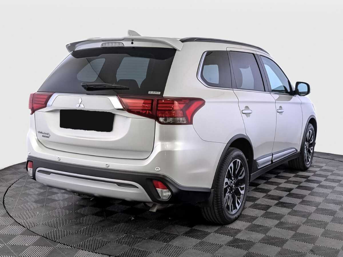 Mitsubishi Outlander, 2021 Фото №5