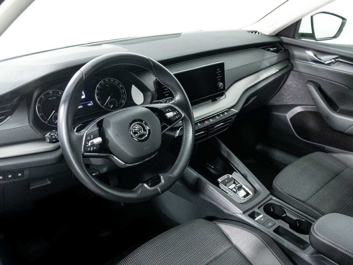 Skoda Octavia, 2021 Фото №11