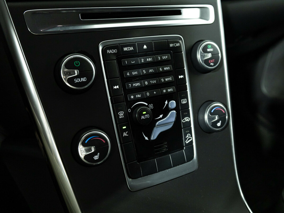 Volvo XC60 I Рестайлинг, 2014 Фото №15