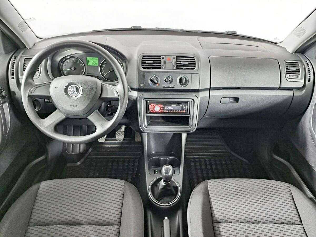 Skoda Fabia, 2013 Фото №12