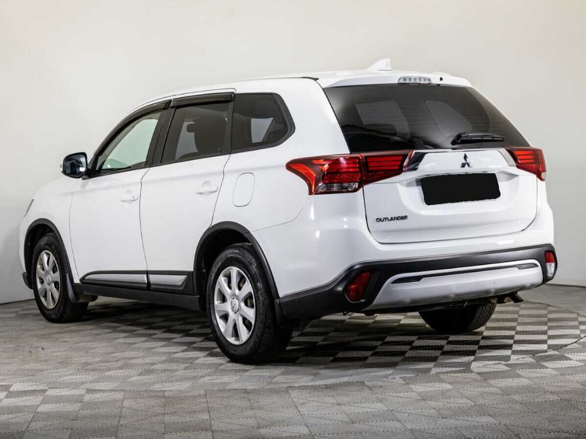 Mitsubishi Outlander, 2020 Фото №6