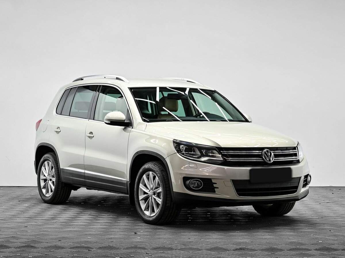 Volkswagen Tiguan, 2012 Фото №2