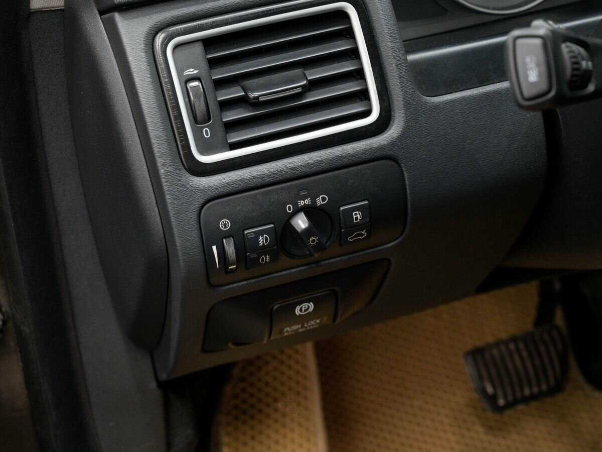 Volvo XC70, 2012 Фото №15