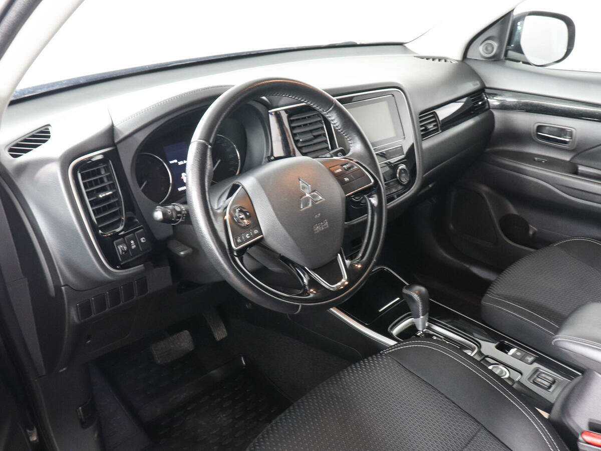 Mitsubishi Outlander, 2019 Фото №9
