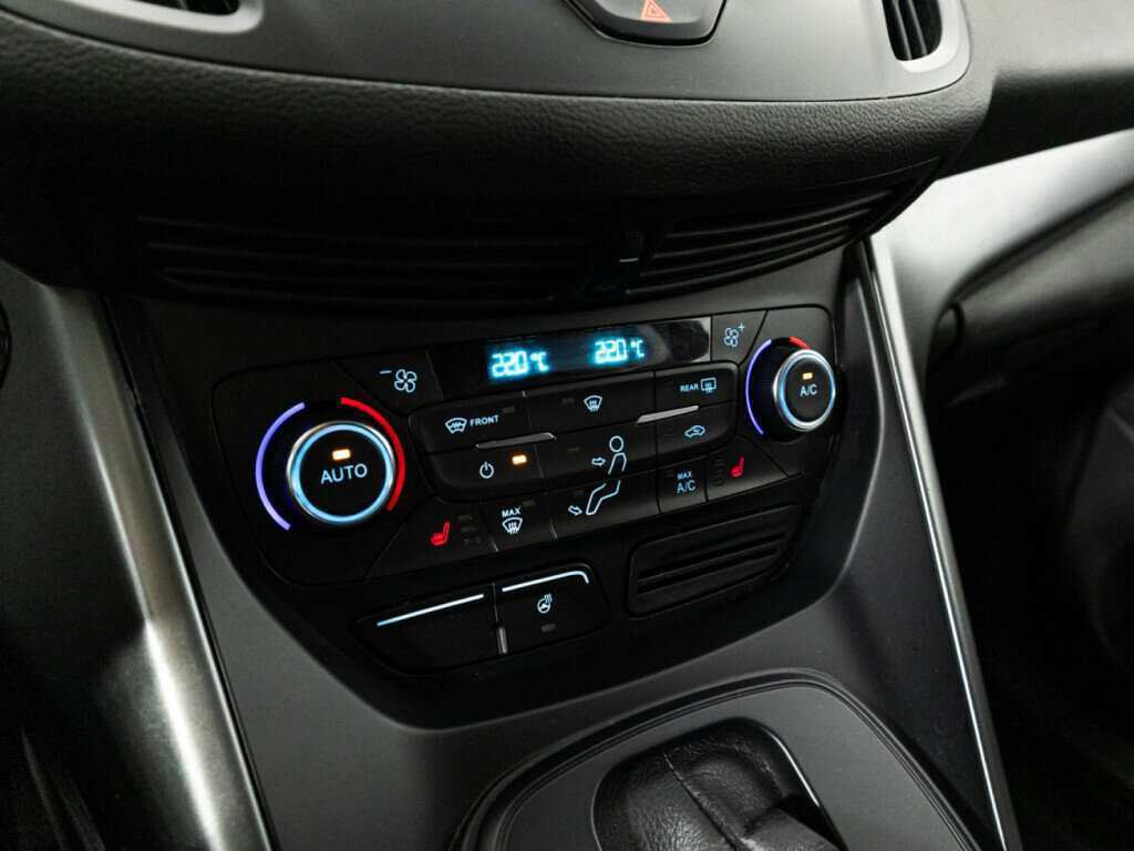 Ford Kuga, 2018 Фото №15