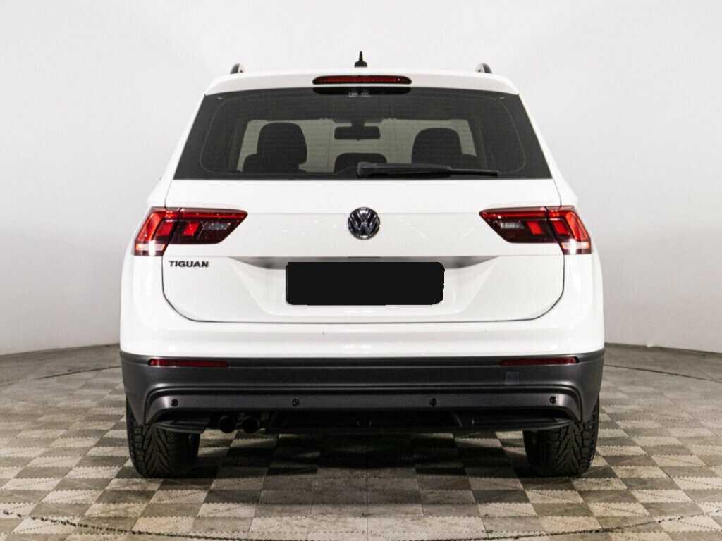 Volkswagen Tiguan, 2018 Фото №6
