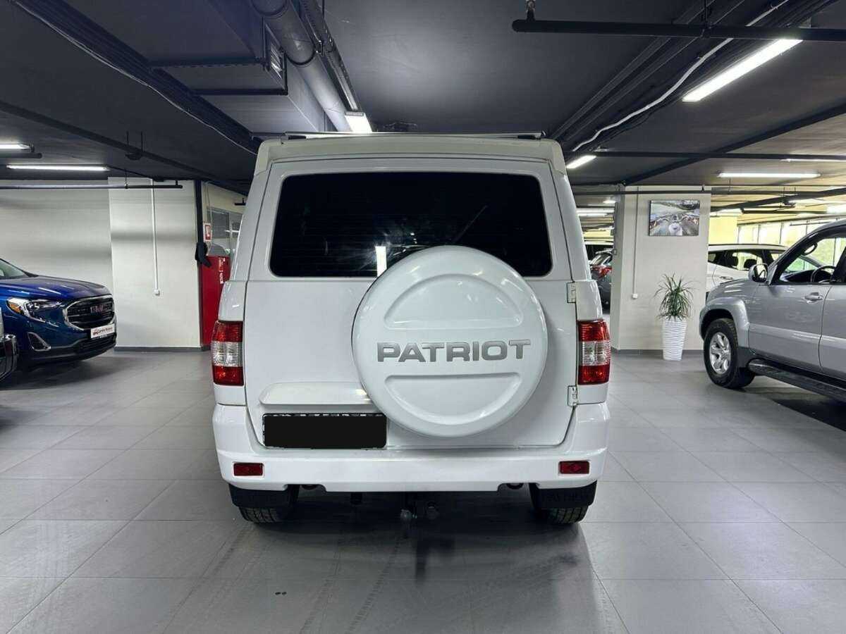 УАЗ Patriot, 2018 Фото №5