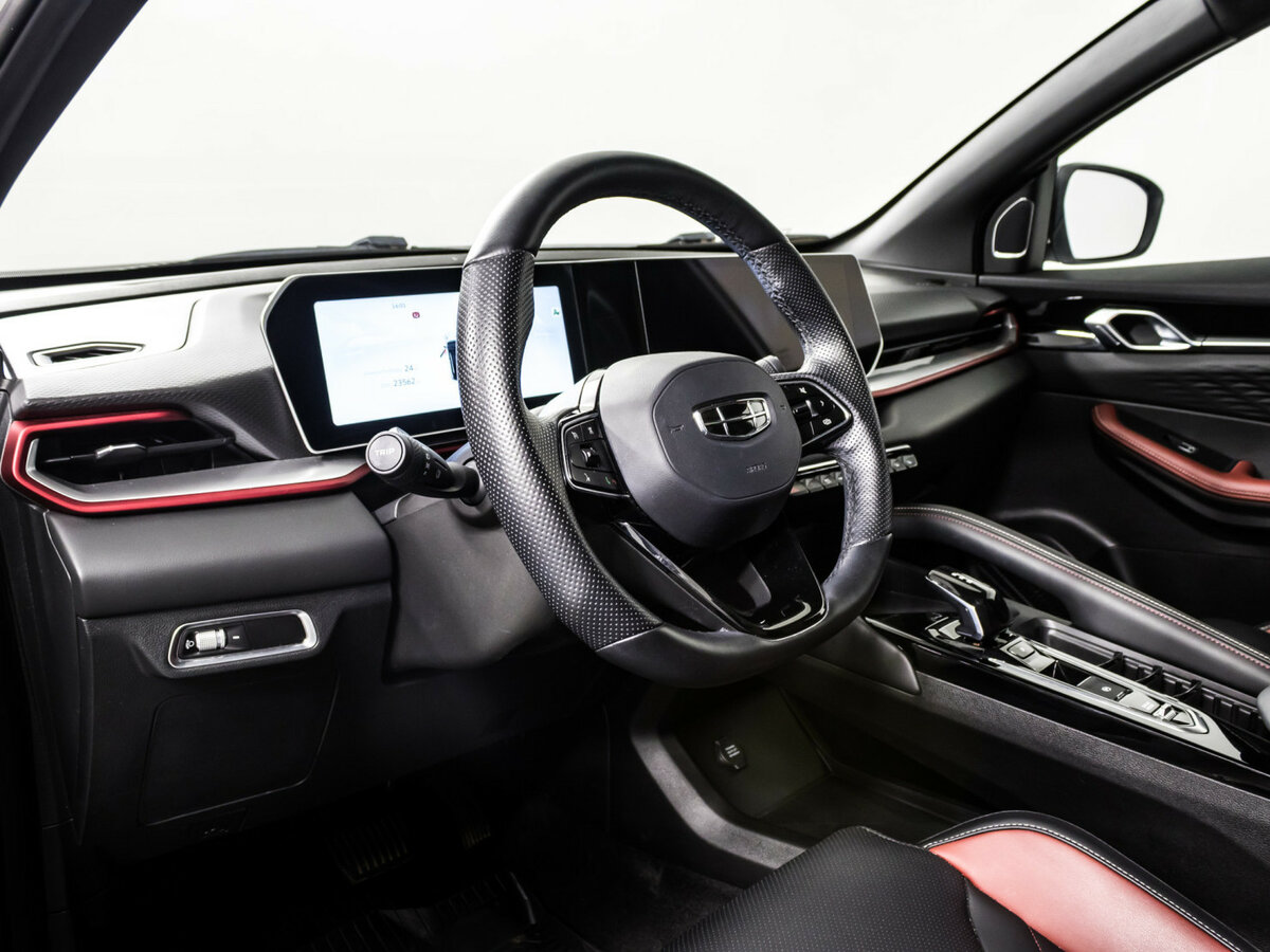 Geely Coolray I Рестайлинг, 2023 Фото №12