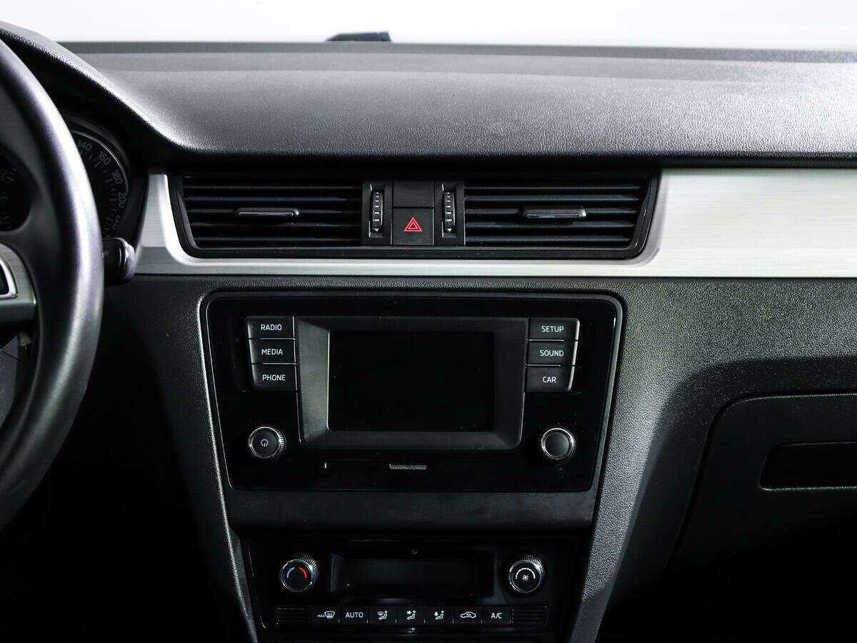 Skoda Rapid, 2016 Фото №12