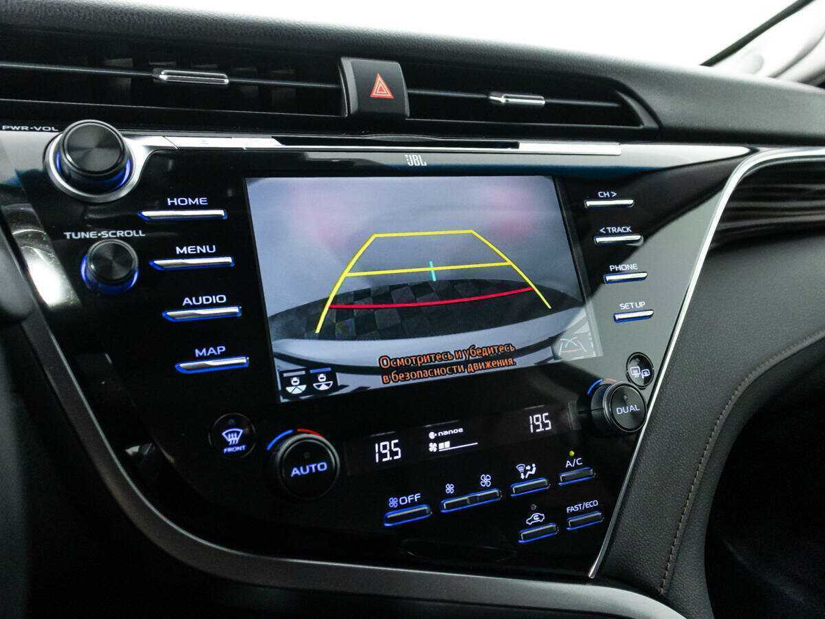Toyota Camry, 2020 Фото №15