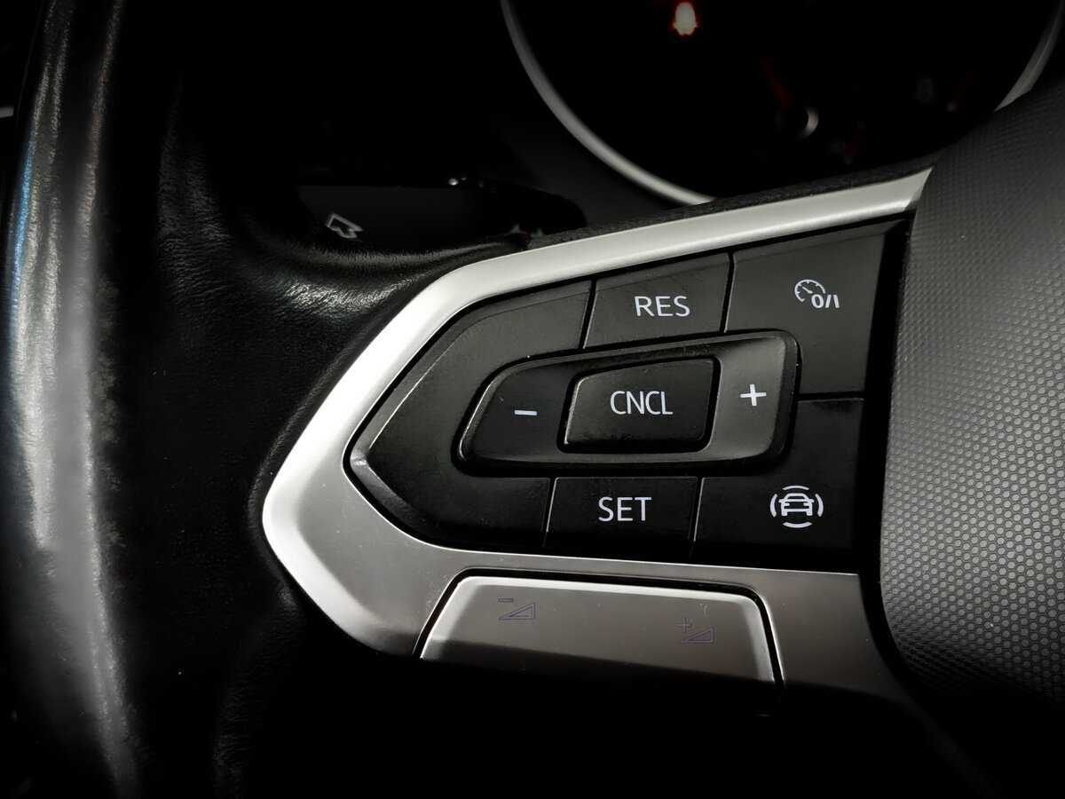 Volkswagen Tiguan, 2021 Фото №26