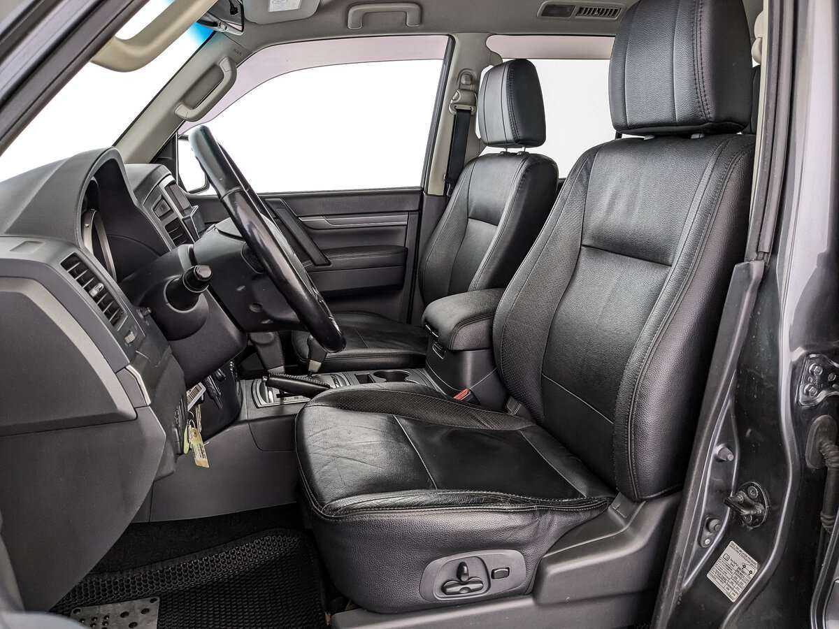 Mitsubishi Pajero, 2013 Фото №20