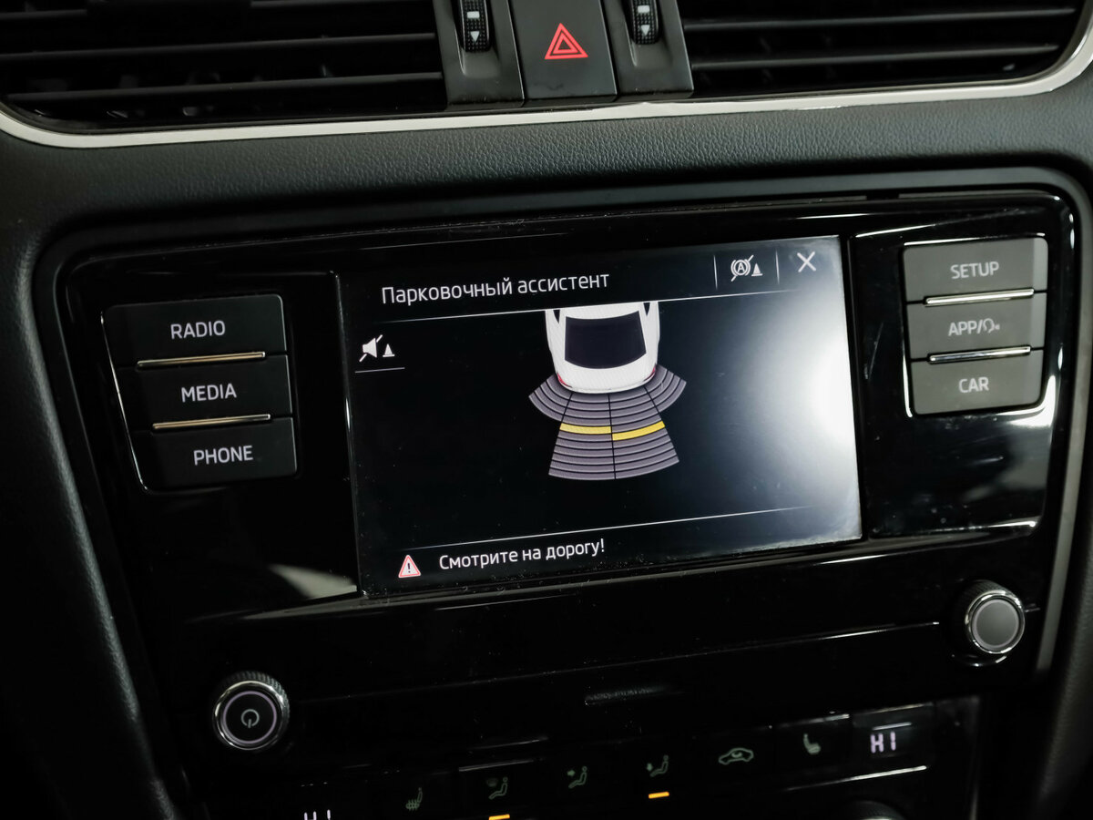 Skoda Octavia III (A7) Рестайлинг, 2020 Фото №15