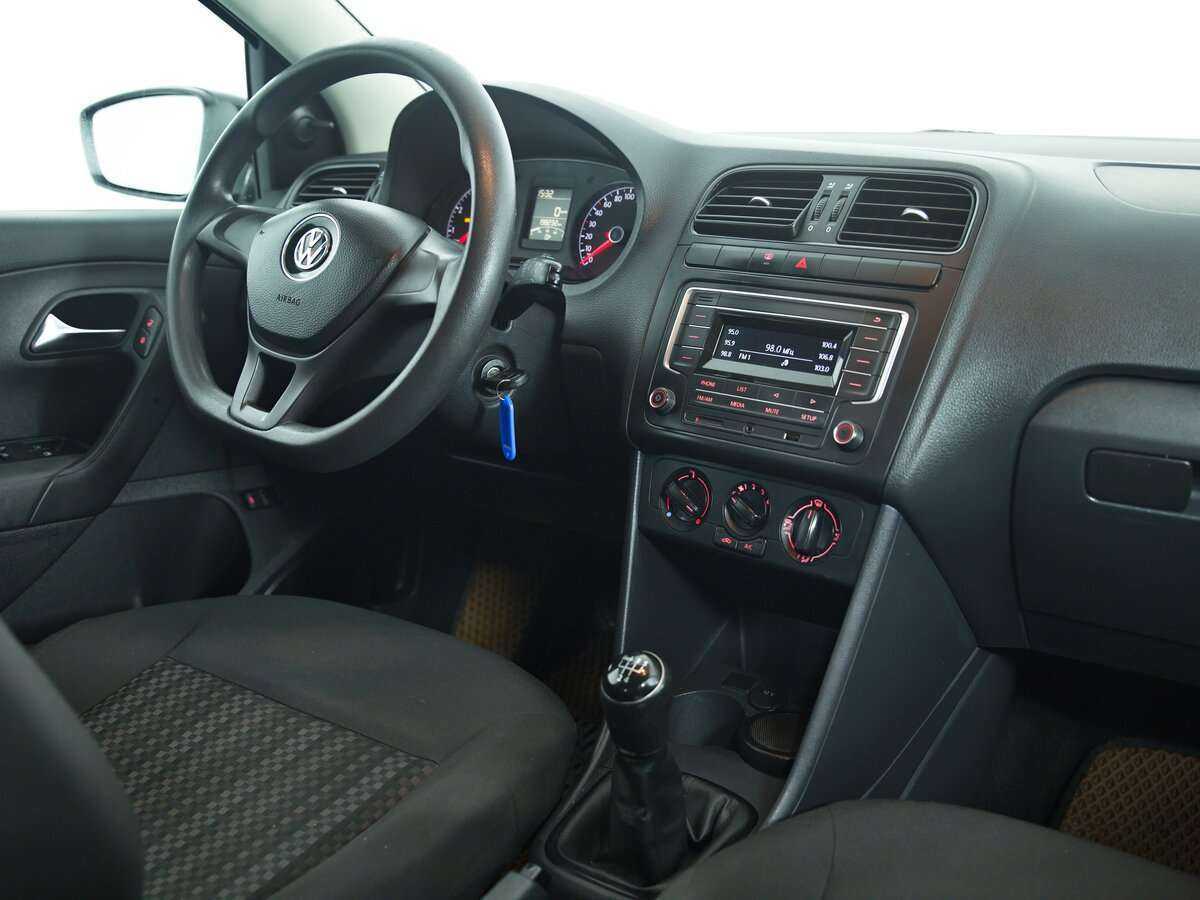 Volkswagen Polo, 2019 Фото №11