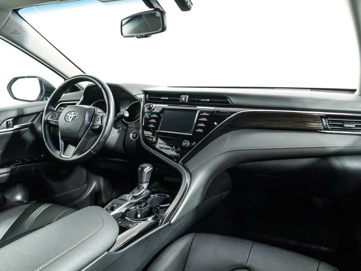 Toyota Camry, 2020 Фото №9