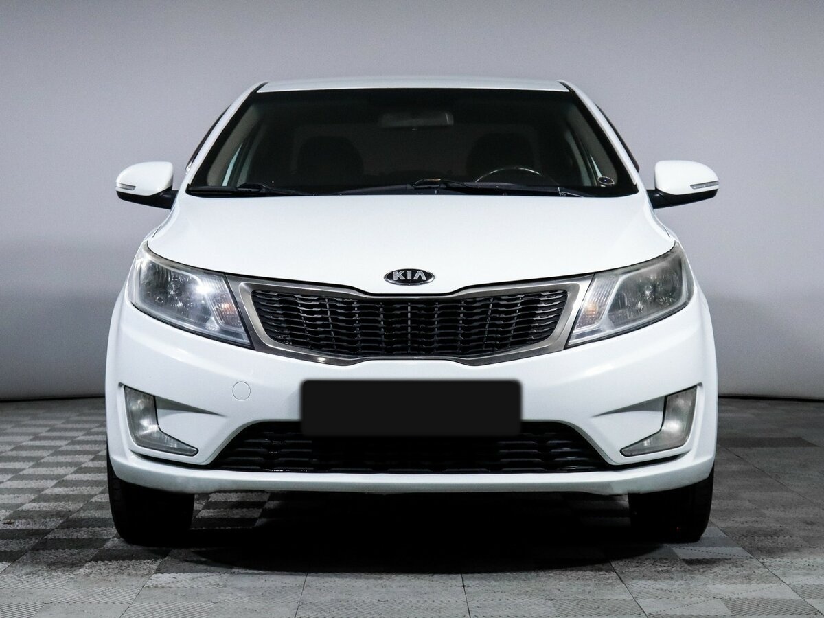 Kia Rio 5-speed III, 2013 Фото №2