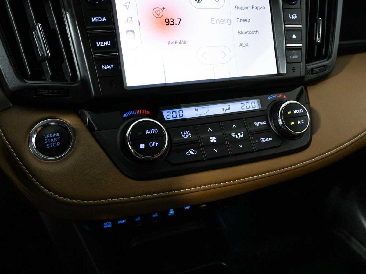 Toyota RAV4, 2019 Фото №20