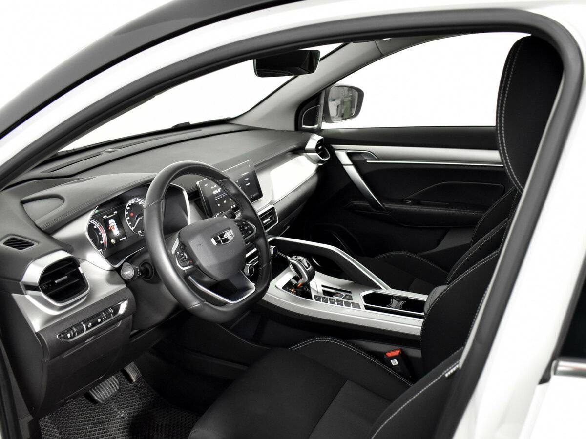 Geely Coolray, 2021 Фото №9