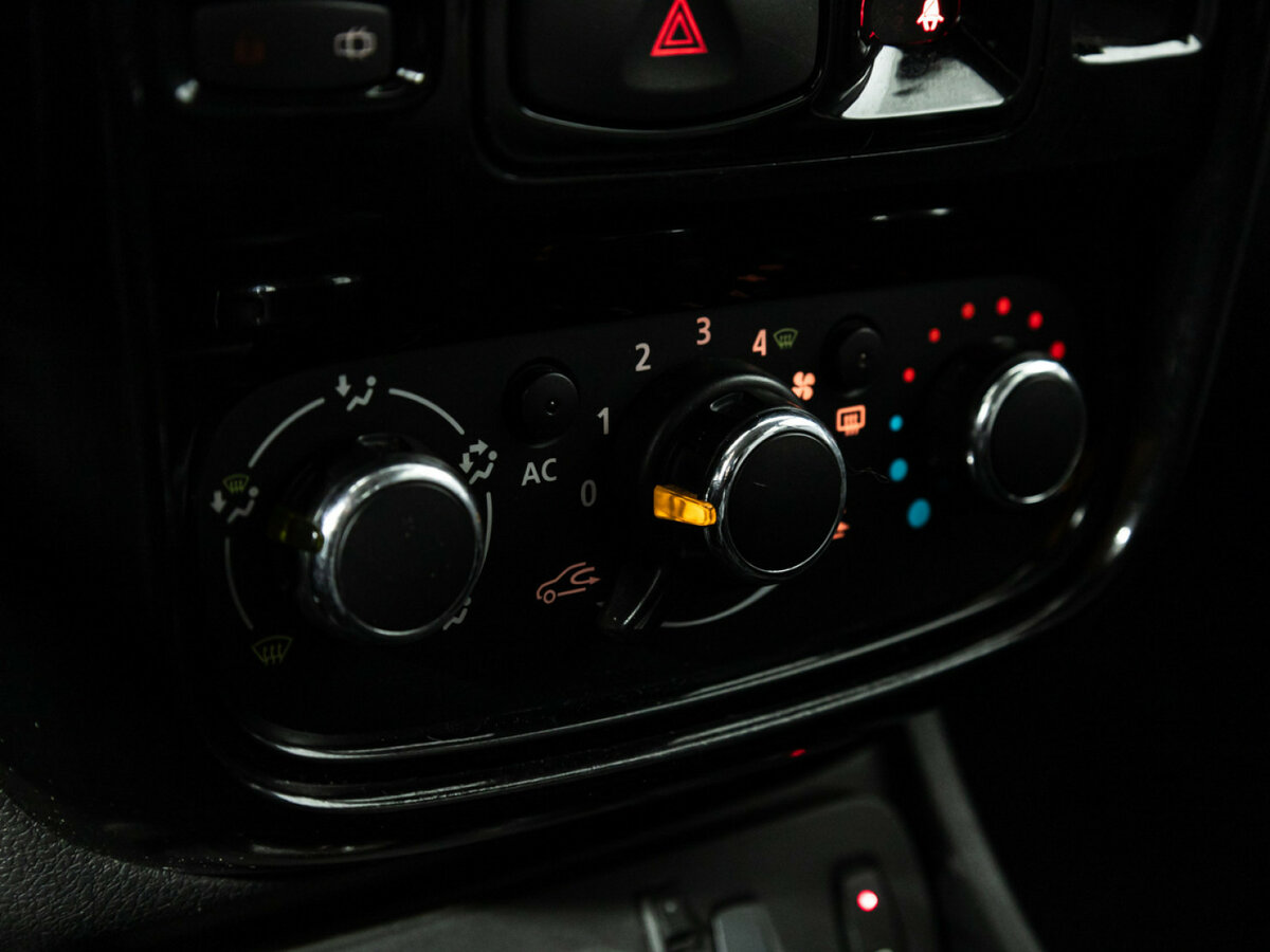 Renault Duster I, 2013 Фото №14