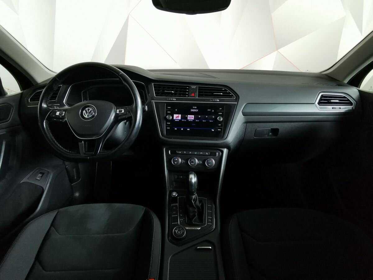 Volkswagen Tiguan, 2019 Фото №10