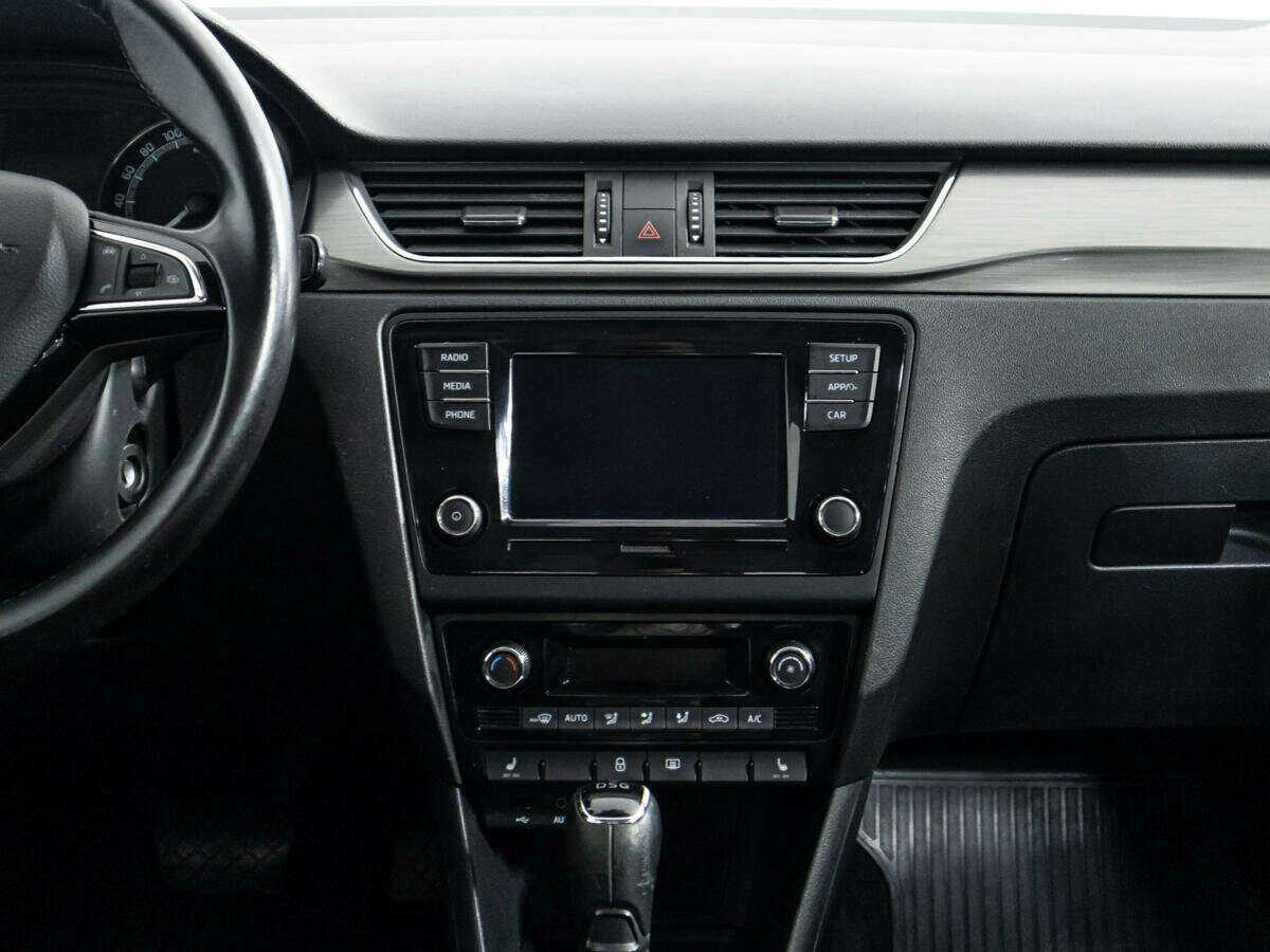 Skoda Rapid, 2017 Фото №14